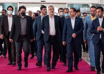 زاکانی آمد، چراغ خاموش!