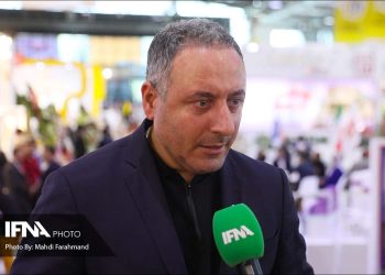کارآفرین نمونه صادرات فرش در نمایشگاه آگروفود