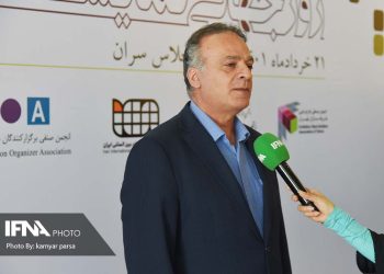 در کشورهای توسعه یافته نمایشگاه های بیشتری برگزار می شود