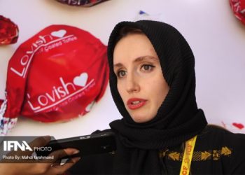 لاویش کام خارجی ها را هم شیرین می کند