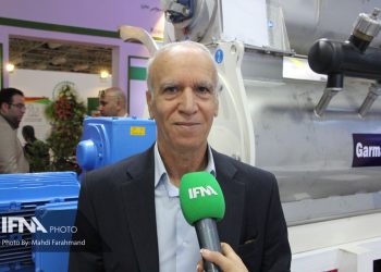 ورود به صنعت ساخت ماشین‌آلات دام و طیور پس از بازنشستگی