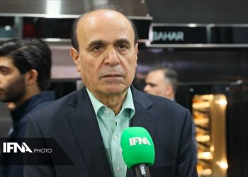 قیمت آرد نان صنعتی را ۱۴ برابر کرده اند