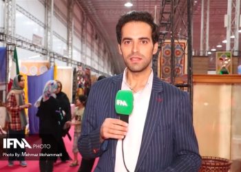 صنایع دستی و سوغات استان های مختلف در نمایشگاه همدان