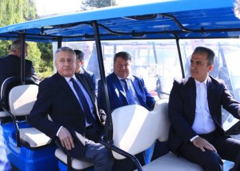 دیدار مدیر عامل نمایشگاه های بین المللی جمهوری اسلامی ایران با آلکسی یالکین رییس اکسپو سنتر مسکو + (آلبوم عکس)