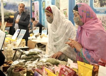 ششمین جشنواره و نمایشگاه ملی گیاهان دارویی، فراورده های طبیعی و طب سنتی ایران + (آلبوم عکس)