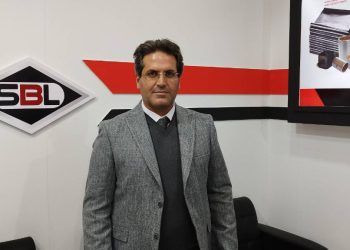 دسترسی به مواد اولیه درجه یک نداریم