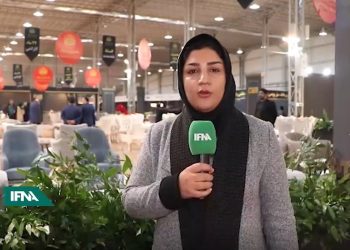 افتتاح نمایشگاه مبلمان و کالای خواب در همدان