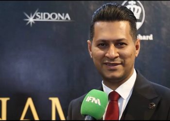 نایب رئیس هیات مدیره شمیم آرا: عطری خوب است که نت‌های بو در آن تفکیک شده باشد/ عطر جدایی نمی آورد