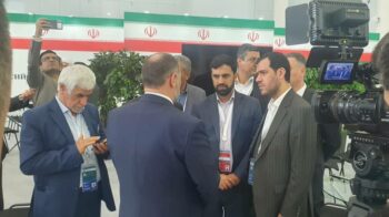 نمایشگاه «حلال» در کازان روسیه آغاز به کار کرد؛ مذاکره ایران با روسیه و کشورهای اسلامی برای گسترش تجارت/ بازدید رئیس‌جمهور تاتارستان از پاویون ایران