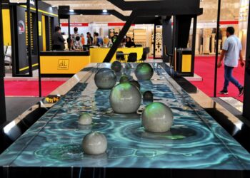 آلبوم عکس از سیزدهمین نمایشگاه بینالمللی سنگهای ساختمان و معدن و ماشین آلات و تجهیزات در نمایشگاه بینالمللی شهرآفتاب