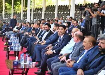 وزیر راه و شهرسازی در مراسم افتتاحیه بیست و سومین نمایشگاه بین‌المللی صنعت ساختمان مطرح کرد: اگر دولت رئیسی هم نبود کشور به ساخت یک‌میلیون مسکن در سال نیاز داشت