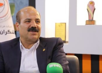 تلاشگران گلپایگان تولید کننده شمش است