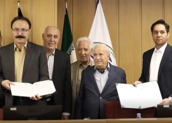 نمایشگاه ایفنا