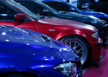 آلبوم عکس از سومین نمایشگاه بین‌المللی خدمات خودرو، تقویت، تزئین و تجهیزات وابسته