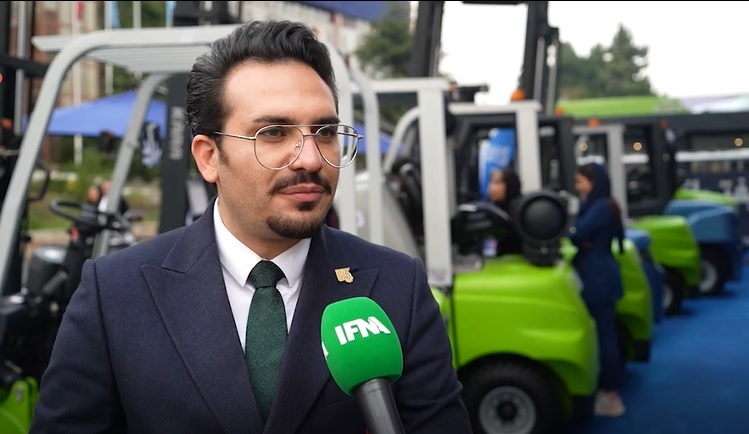 کارا در نمایشگاه صنعت
