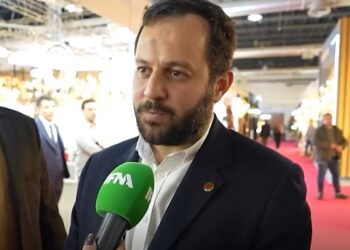 نمایشگاه لوستر