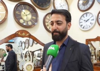 موعود نمایشگاه لوستر