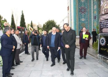 آلبوم عکس از مراسم ترحیم مادر مدیرعامل نمایشگاههای بینالمللی ج.ا.ا