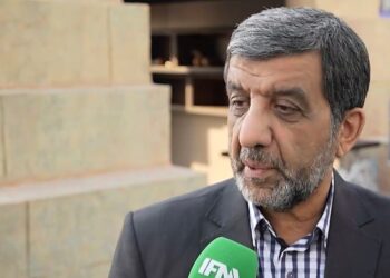 وزیر گردشگری: از افزایش بودجه وزارت راه دفاع می کنم/ تهرانیها عادت کردند تعطیلات به شمال بروند