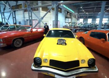 نمایشگاه خودرو