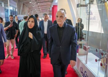 نمایشگاه شیشه