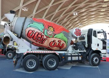 آلبوم عکس از نمایشگاه بتن شهر آفتاب