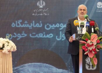 باید به تحولات جهانی در صنعت خودرو گردن بنهیم