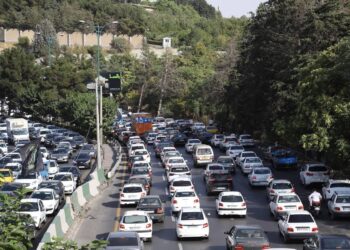 ترافیک شدید درحوالی نمایشگاه ساختمان و ناراحتی شهروندان