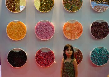 شیرین بگوی و بشنو در بیست و سومین نمایشگاه بین‌المللی شیرینی و شکلات