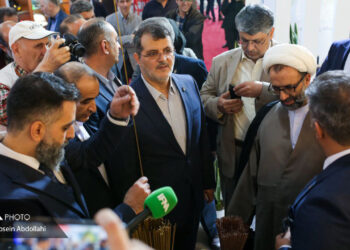 آغاز به کار اولین نمایشگاه ابزارآلات صنعتی