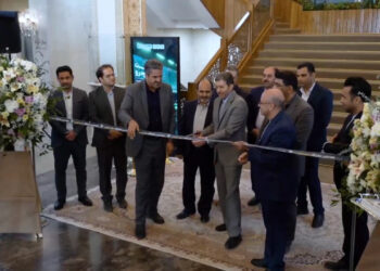 بزرگترین گردهمایی صنعت خودرو در اصفهان