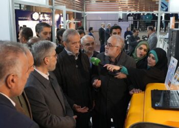 رئیس جمهور در نمایشگاه بینالمللی تهران