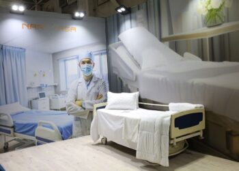 آلبوم عکس از نمایشگاه بیمارستان سازی