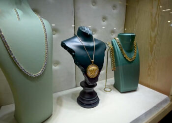 طلا گرمی ۵ میلیون وهفتصد در ایران مال