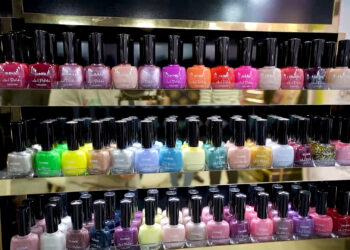 لوازم ارایشی ایرانی یا خارجی ؟