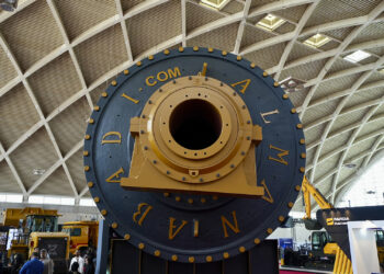 افتتاح نمایشگاه معدن در شهر آفتاب