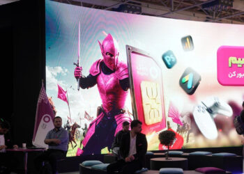 الکامپ به تعویق افتاد