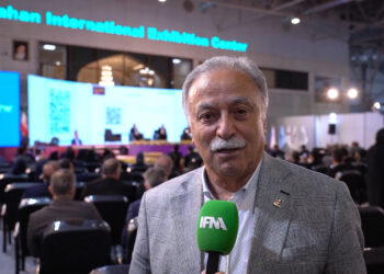 ذرهبین نقد روی استقبال فعالان صنعت نمایشگاهی از سمفونی همدلی