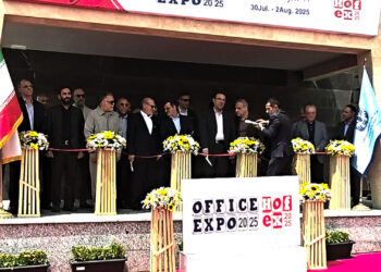 مراسم افتتاح نمایشگاه مبلمان