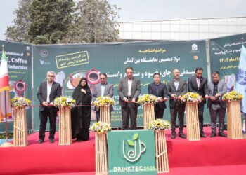 پایتخت در حال و هوای قهوه، چای و نوشیدنیهای خنک