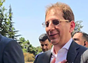 اولین حضور رسمی بابک زنجانی بین مردم پس از آزادی از زندان