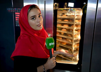 نانوایی ،شغل خانوادگی خبرنگار ایفنا