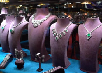 شیراز شهر عشق ودرخشش طلا