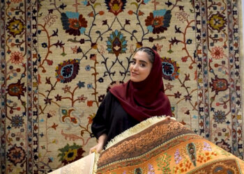 فرش ماشینی روی فرش قرمز نمایشگاه تهران