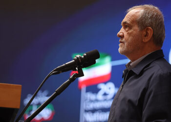 پزشکیان؛ما بیعرضگی کردیم، نه تحریم!