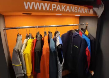 پاکان صنعت؛ لباسی برای نجات جان