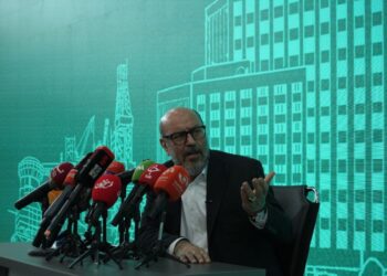 رئیس بنیاد مستضعفان: نمیگذاریم در بازار مواد غذایی کمبود و بازار سیاه ایجاد شود