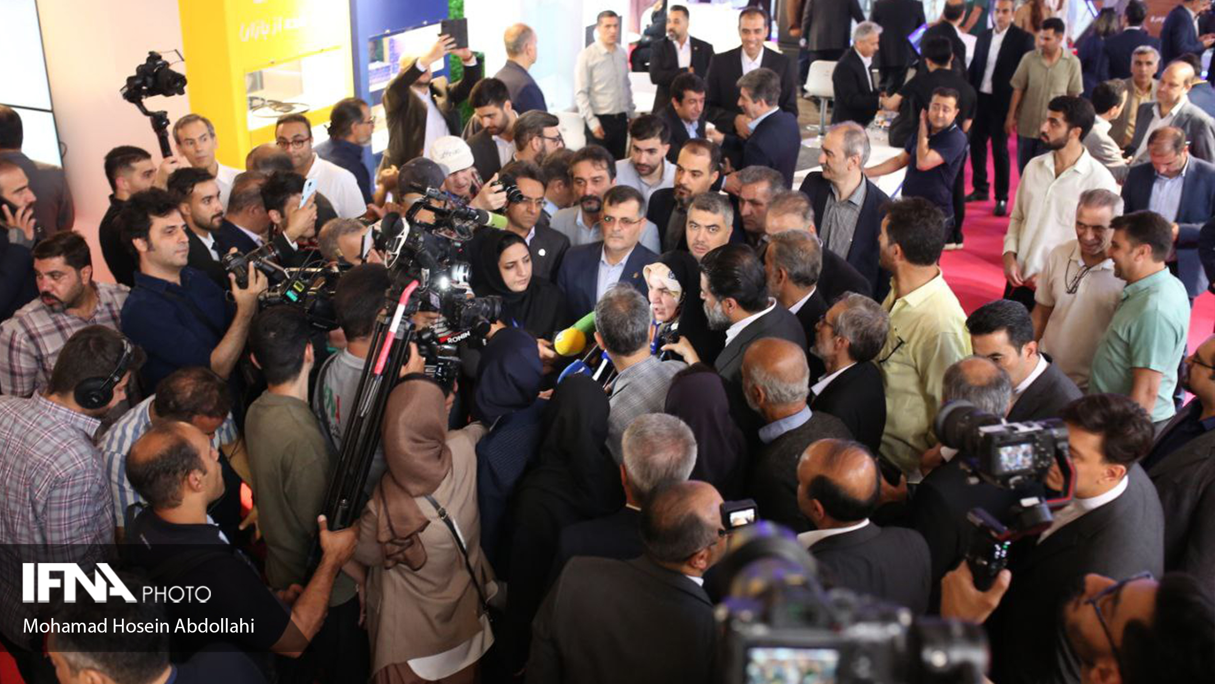نمایشگاه کاشی و سرامیک